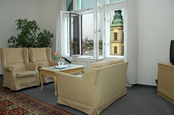 City Hotel M&aacute;ty&aacute;s, Budapest