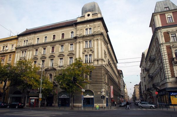 City Hotel Ring, Budapest