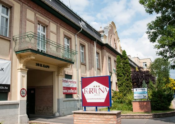 Hotel Fortuna, Budapest