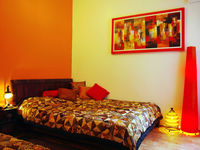 Click here for more images about Maharaja Hostel.
