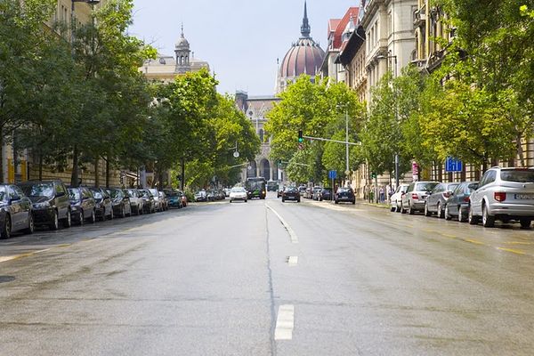 Parlament Apartmanok, Budapest