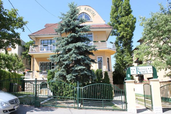 Villa Hotel Kristal, Budapest