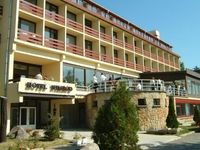 Click here for more images about Nimród Hotel.
