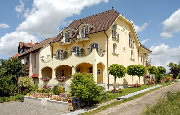 Panoráma Hotel, Eger