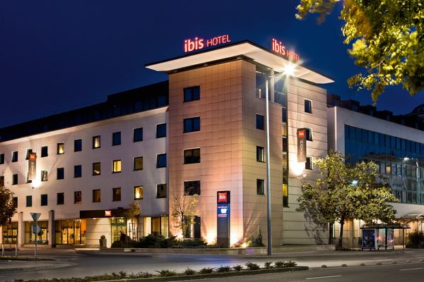 Ibis Győr, Győr