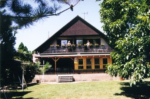 Family Apartments, Harkány