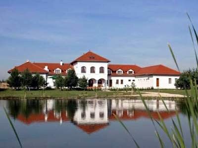 Bodrogi K&uacute;ria Wellness Hotel, In&aacute;rcs