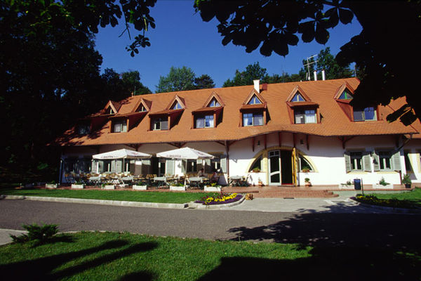 Abbázia Country Club, Nemesnép