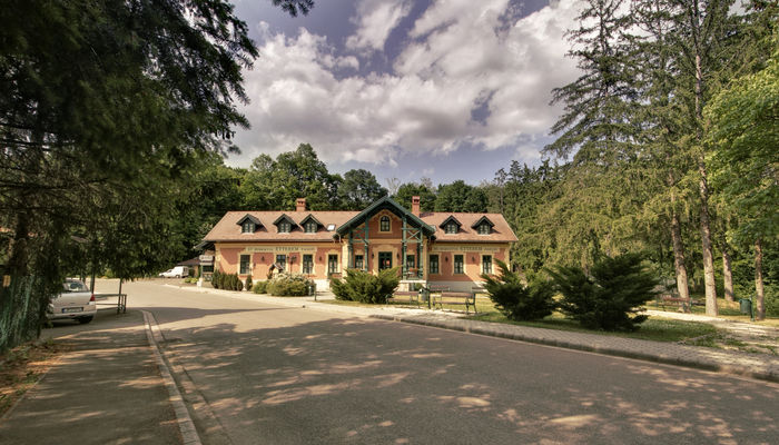 St. Hubertus Pension, Parádsasvár