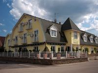 Für weitere Fotos von Apartment Hotel Sárvár hier klicken